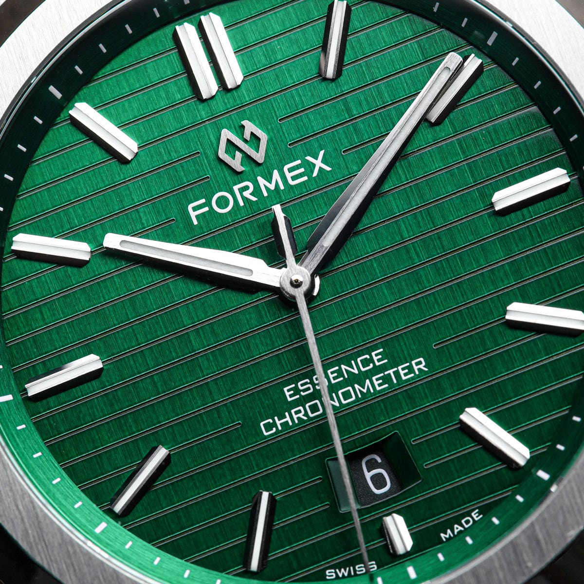 FORMEX Essence 43 Automatic Chronometer - Green